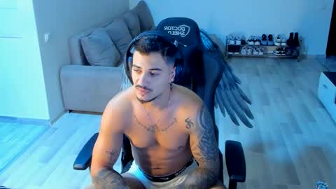 jonnyporn1 online show from October 8, 1:58 am