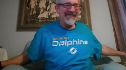 Snapshot of jony_five chatting on March 8, 8:01 pm Jon online show from March 8, 8:01 pm