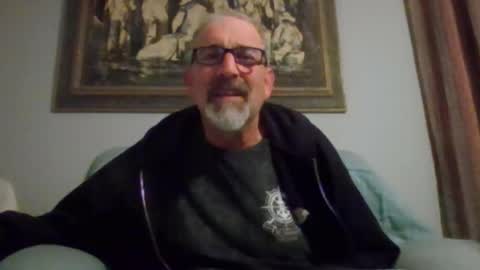 Snapshot of jony_five chatting on March 13, 12:17 am Jon online show from March 13, 12:17 am