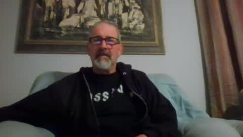 Snapshot of jony_five chatting on March 15, 2:06 am Jon online show from March 15, 2:06 am