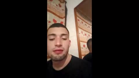 jonygonzalez117 online show from December 17, 7:36 am