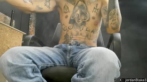 jordan33blake online show from December 3, 12:06 pm