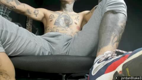 jordan33blake online show from December 10, 11:54 am