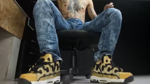 jordan33blake online show from January 31, 1:23 pm