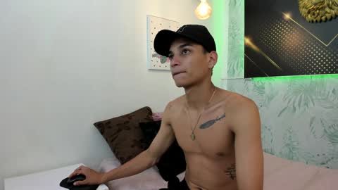 jordanandandrew online show from January 19, 7:37 pm