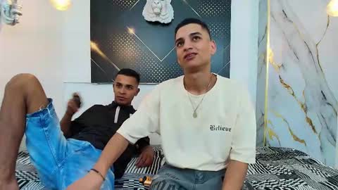 jordanandandrew online show from September 10, 7:47 pm