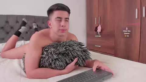 Snapshot of jordanmusk_ chatting on October 3, 7:55 pm Will online show from October 3, 7:55 pm