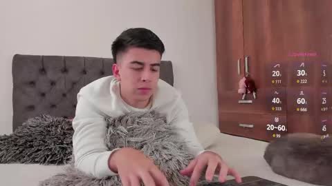 Snapshot of jordanmusk_ chatting on April 19, 3:44 pm Will online show from April 19, 3:44 pm