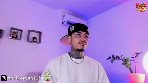 Jordan Smith online show from December 22, 4:27 pm