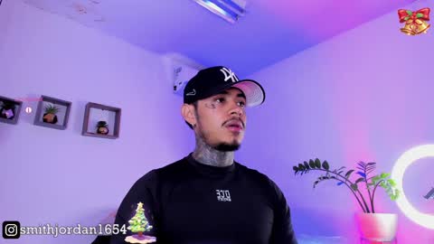 Jordan Smith online show from December 31, 8:02 pm