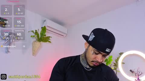 Jordan Smith online show from October 8, 8:39 pm