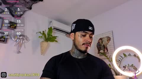 Jordan Smith online show from October 17, 8:22 pm