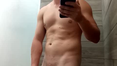 jorgelatino1919 online show from March 1, 6:32 pm