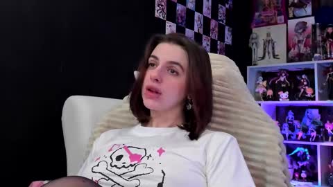 Rose online show from December 14, 5:07 pm