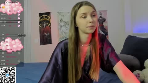 Mila online show from December 7, 2:20 am