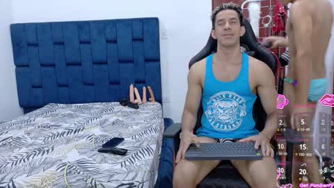 Snapshot of jose_rumbero91 chatting on November 23, 11:21 am jose_rumbero91 online show from November 23, 11:21 am