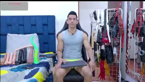 jose_rumbero91 online show from July 22, 12:30 pm