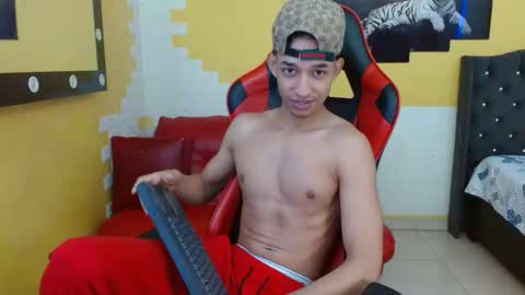 jose_sexycumm online show from September 12, 7:03 pm