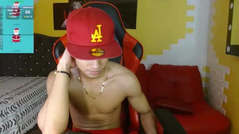 jose_sexycumm online show from November 4, 9:14 pm