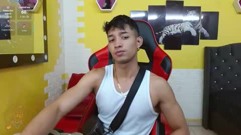 jose_sexycumm online show from January 13, 8:03 pm