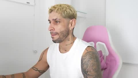 Snapshot of jose_wc chatting on March 25, 4:29 am jose_wc online show from March 25, 4:29 am