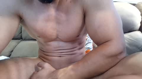 josefit06 online show from December 16, 7:00 pm