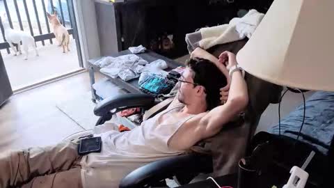 Josef online show from March 4, 10:05 pm