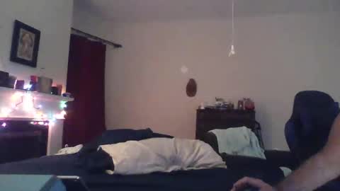 Snapshot of josehosebb chatting on December 23, 2:09 am josehosebb online show from December 23, 2:09 am