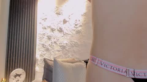 Snapshot of joselin_rouse chatting on July 27, 2:02 pm joselin online show from July 27, 2:02 pm