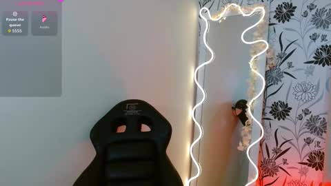 Snapshot of joselyn_tay chatting on November 26, 11:44 am Joselyn online show from November 26, 11:44 am