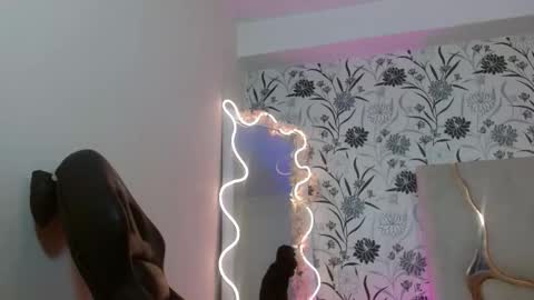 Snapshot of joselyn_tay chatting on December 15, 11:47 am Joselyn online show from December 15, 11:47 am