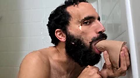 Snapshot of josenumenez chatting on February 22, 8:42 pm Jose online show from February 22, 8:42 pm