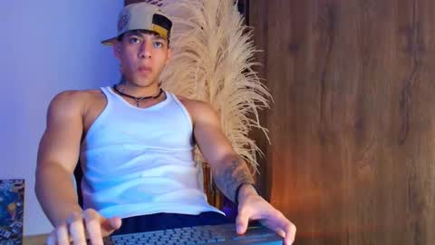 Snapshot of josep_davies chatting on October 30, 10:27 am Josep online show from October 30, 10:27 am