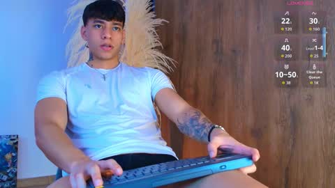 Snapshot of josep_davies chatting on November 2, 7:27 pm Josep online show from November 2, 7:27 pm