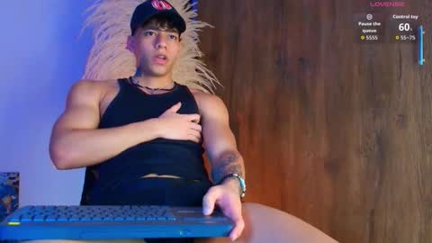 Snapshot of josep_davies chatting on November 3, 11:04 pm Josep online show from November 3, 11:04 pm