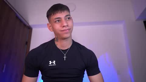 Snapshot of josep_davies chatting on December 4, 11:02 pm Josep online show from December 4, 11:02 pm