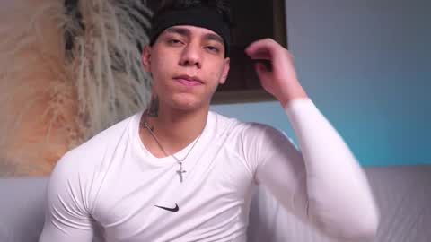 Snapshot of josep_davies chatting on March 4, 4:07 am Josep online show from March 4, 4:07 am