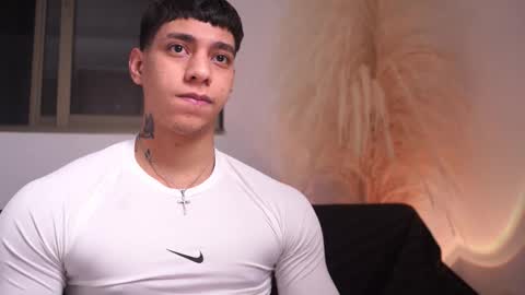 Snapshot of josep_davies chatting on March 10, 1:32 am Josep online show from March 10, 1:32 am