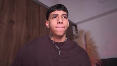 Snapshot of josep_davies chatting on March 22, 12:47 am Josep online show from March 22, 12:47 am