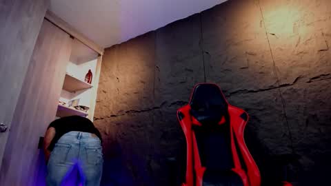 JOSEPH  online show from January 17, 11:15 am