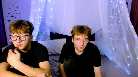 Snapshot of joseph_bear_ chatting on October 19, 7:14 pm joseph_bear_ online show from October 19, 7:14 pm