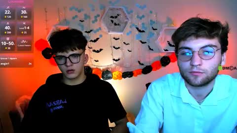 Snapshot of joseph_bear_ chatting on October 25, 7:19 pm joseph_bear_ online show from October 25, 7:19 pm