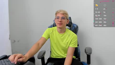 Snapshot of joseph_brown_ chatting on December 12, 11:29 am JOSEPH BROWN online show from December 12, 11:29 am