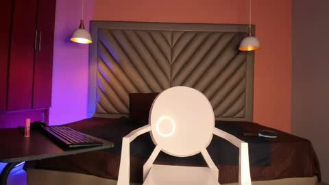 josephinelancaster online show from March 3, 11:03 pm