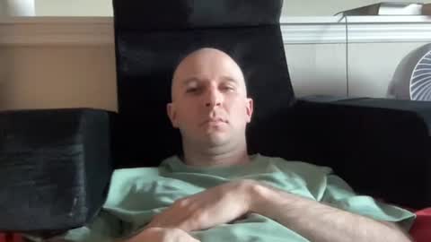 Snapshot of josephjohnson1829 chatting on May 4, 12:12 pm Joseph Johnson online show from May 4, 12:12 pm