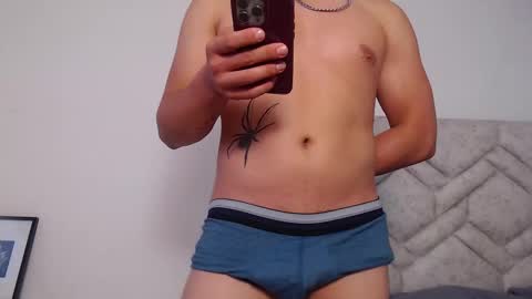 Snapshot of josephmosquera chatting on December 23, 1:03 pm josephmosquera online show from December 23, 1:03 pm