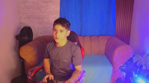 JOSETH ARIAZ online show from July 16, 11:05 am