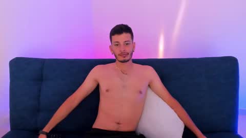 Snapshot of josh_and_val chatting on September 30, 2:38 am Josh Val online show from September 30, 2:38 am