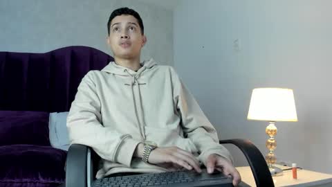 JoshBeech online show from March 25, 1:39 pm