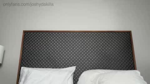 Snapshot of joshdakilla chatting on March 10, 1:10 am josh online show from March 10, 1:10 am